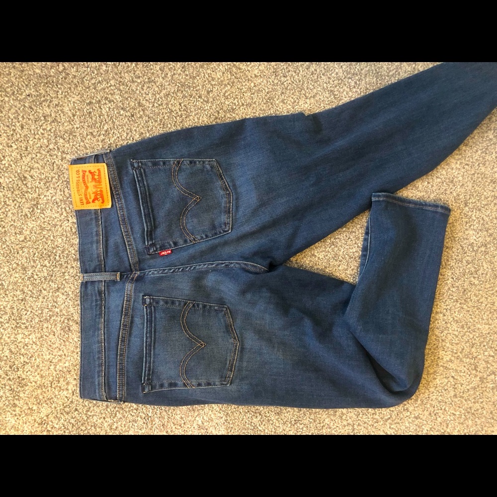 Levi’s stretch boyfriend jeans